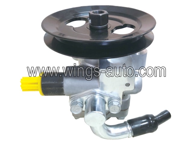 mahindra Power steering pump 4