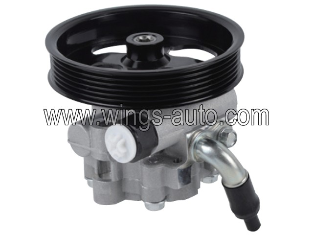 mahindra Power steering pump 9