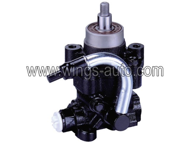 toyota Power steering pump 15
